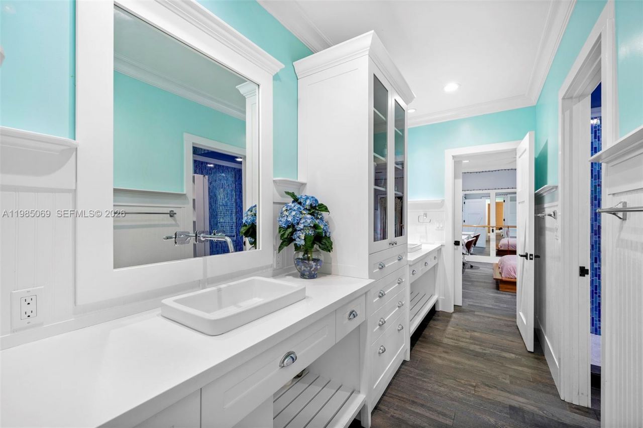 6700 SW 132nd St , Pinecrest, FL 33156 Photo