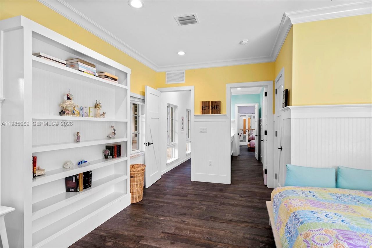 6700 SW 132nd St , Pinecrest, FL 33156 Photo