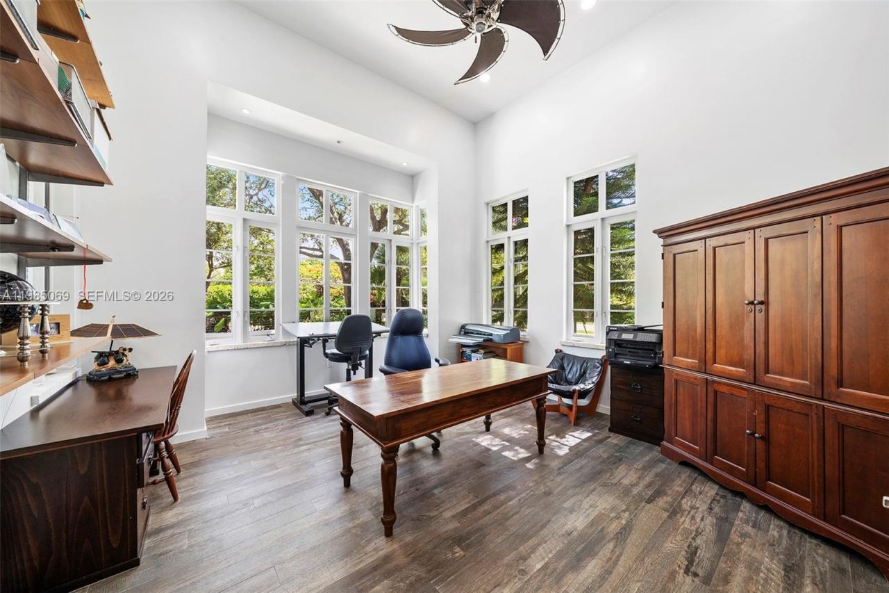 6700 SW 132nd St , Pinecrest, FL 33156 Photo