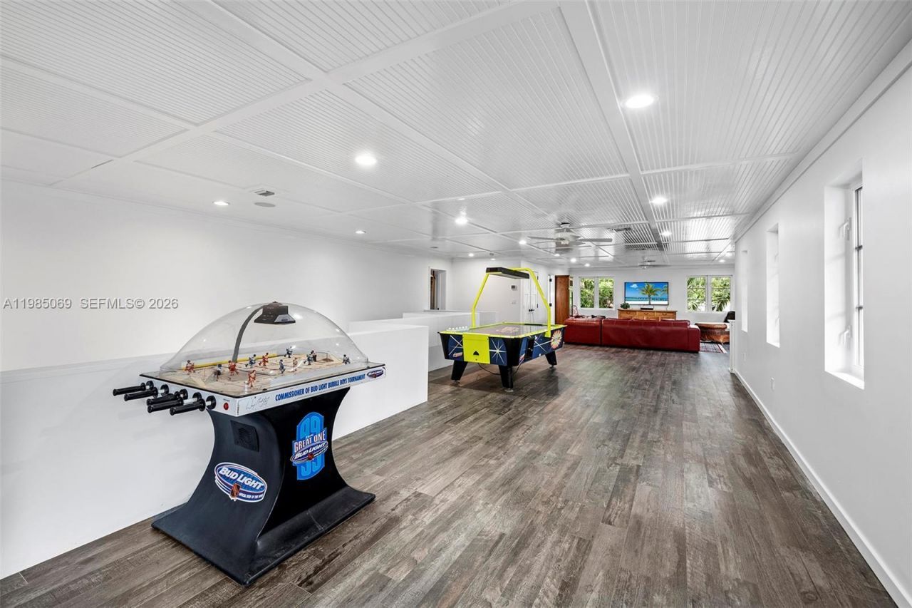 6700 SW 132nd St , Pinecrest, FL 33156 Photo