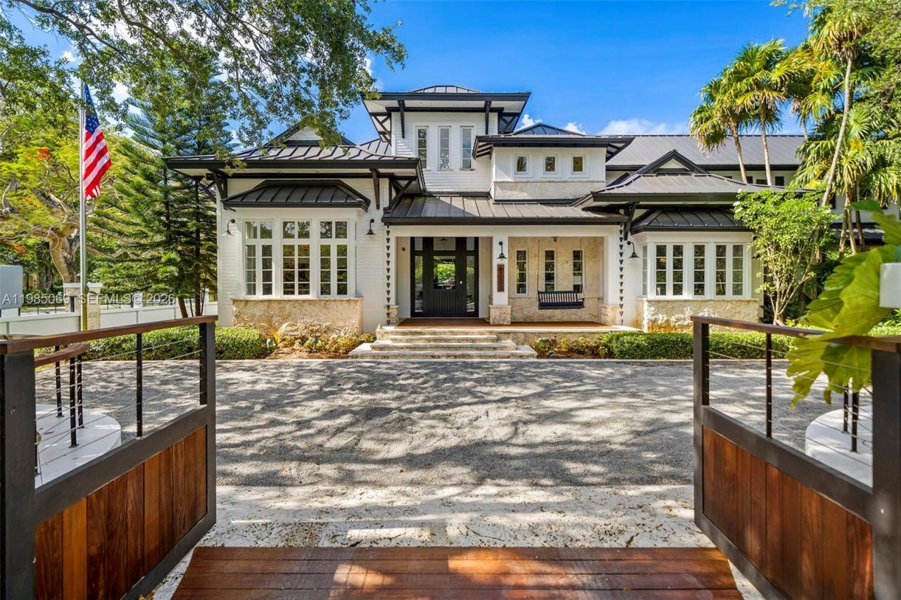 6700 SW 132nd St , Pinecrest, FL 33156 Photo