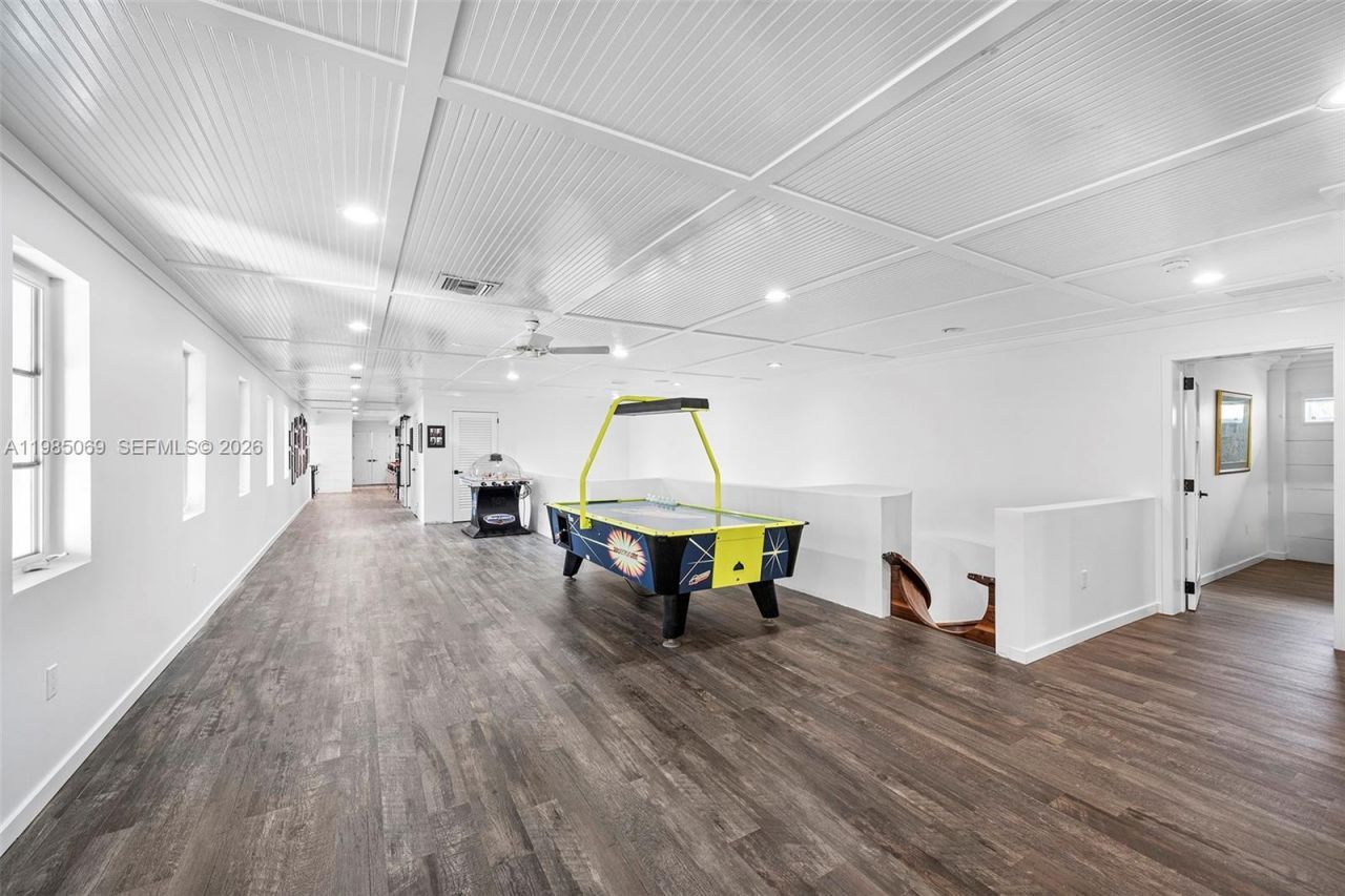 6700 SW 132nd St , Pinecrest, FL 33156 Photo