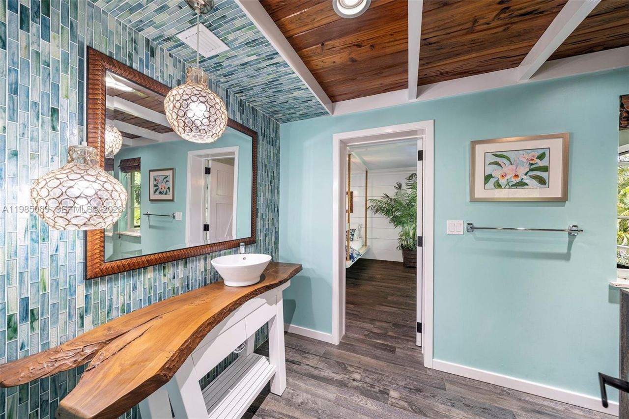 6700 SW 132nd St , Pinecrest, FL 33156 Photo