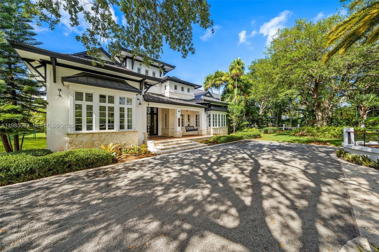6700 SW 132nd St, Pinecrest, FL 33156 Photo