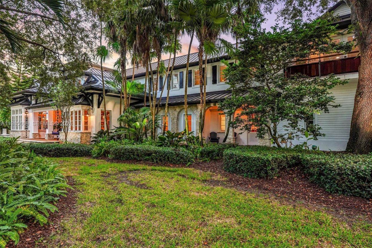 6700 SW 132nd St, Pinecrest, FL 33156 Photo