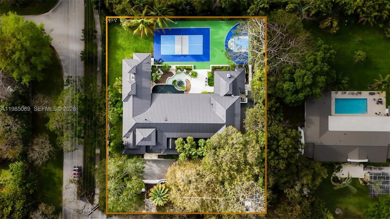 6700 SW 132nd St , Pinecrest, FL 33156 Photo