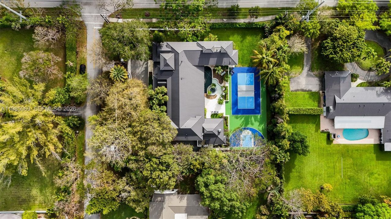 6700 SW 132nd St , Pinecrest, FL 33156 Photo