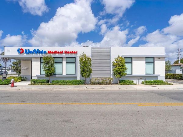 875 E 41st St , Hialeah, FL 33013