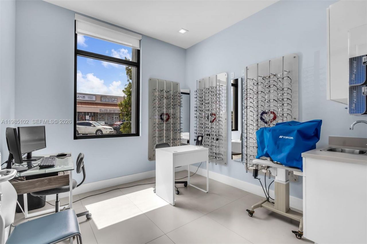 875 E 41st St , Hialeah, FL 33013 Photo