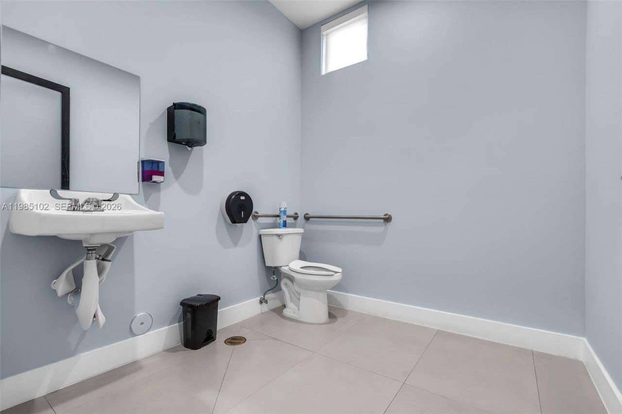 875 E 41st St , Hialeah, FL 33013 Photo