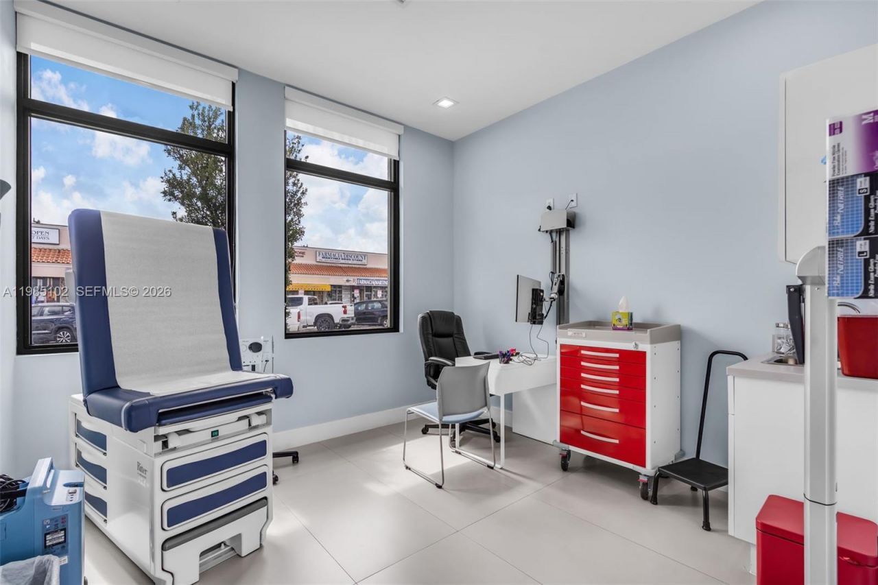 875 E 41st St , Hialeah, FL 33013 Photo