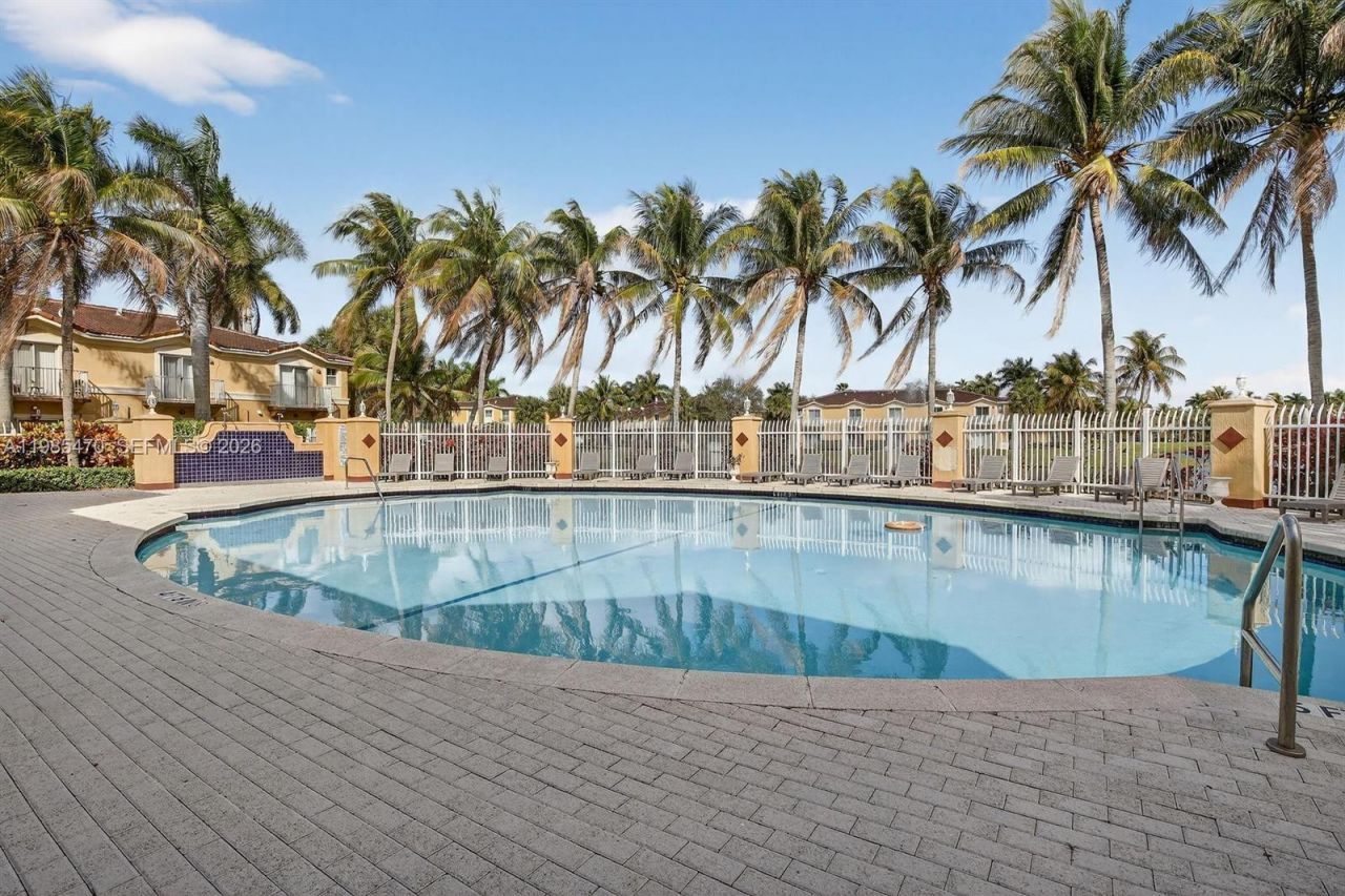 3189 SW 128th Way , Unit 133, Hollywood, FL 33027 Photo