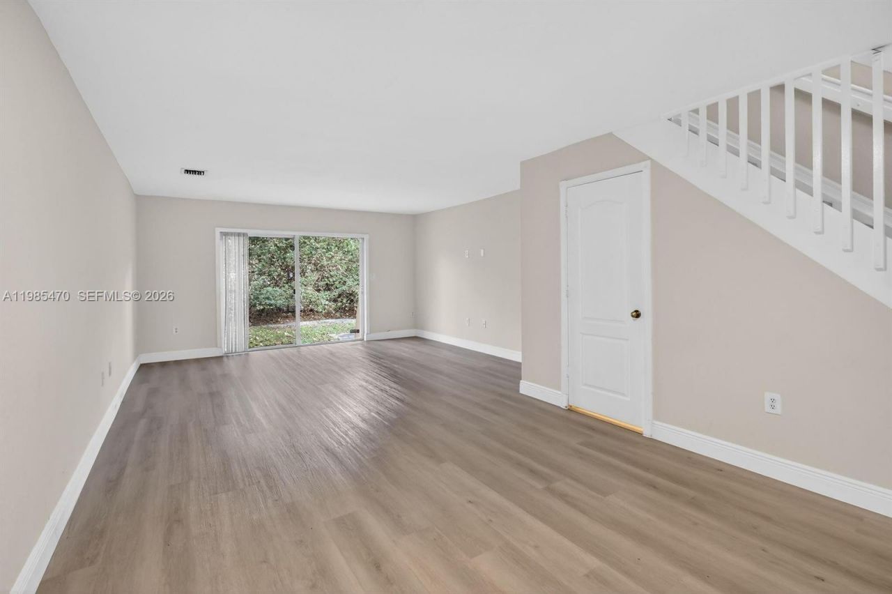 3189 SW 128th Way , Unit 133, Hollywood, FL 33027 Photo