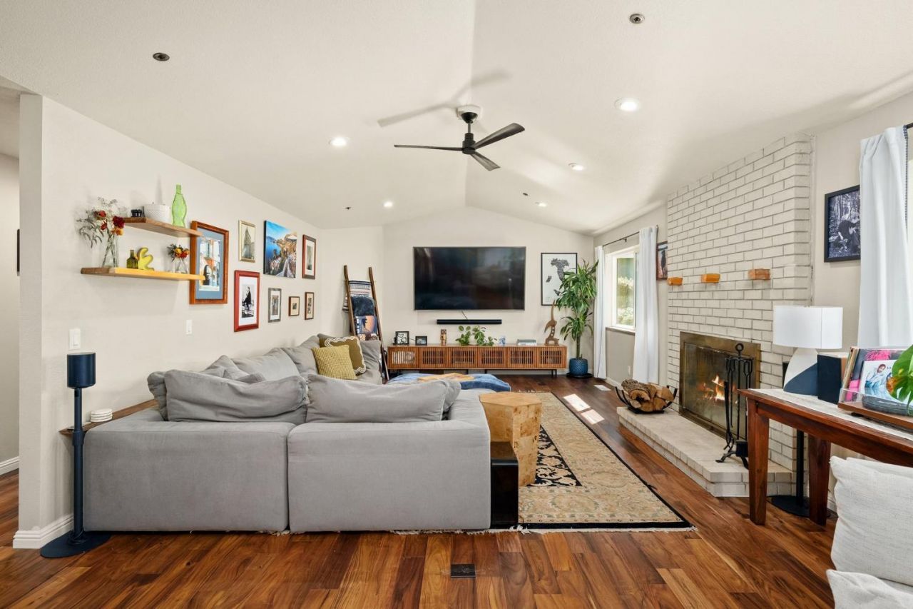 280 Hidden Creek Dr, Auburn, CA 95603 Photo