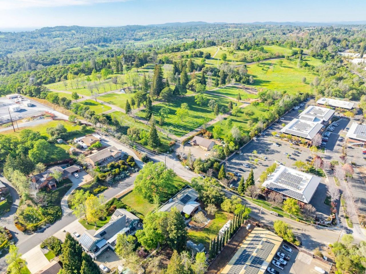 280 Hidden Creek Dr, Auburn, CA 95603 Photo