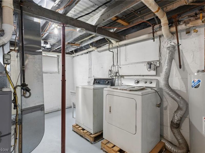 55249 Locust Drive, Bridgeport, OH 43912 Photo 24