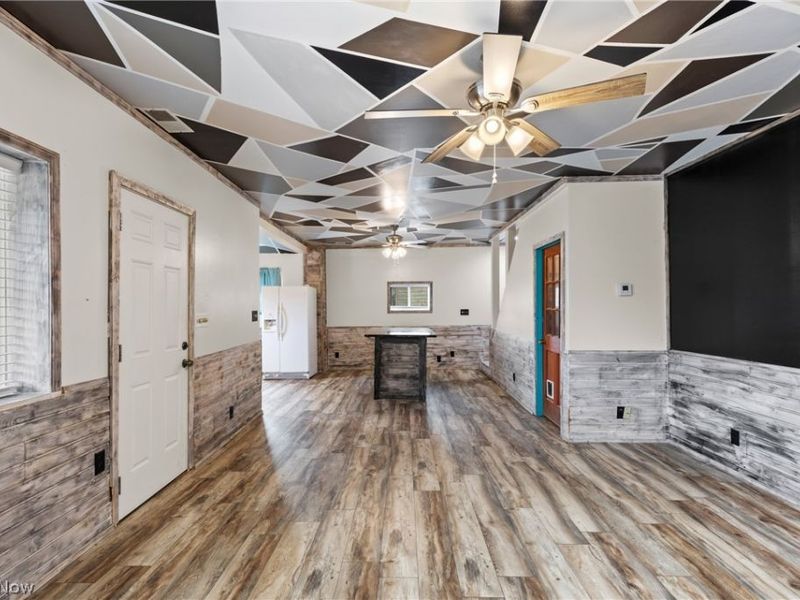 55249 Locust Drive, Bridgeport, OH 43912 Photo 9