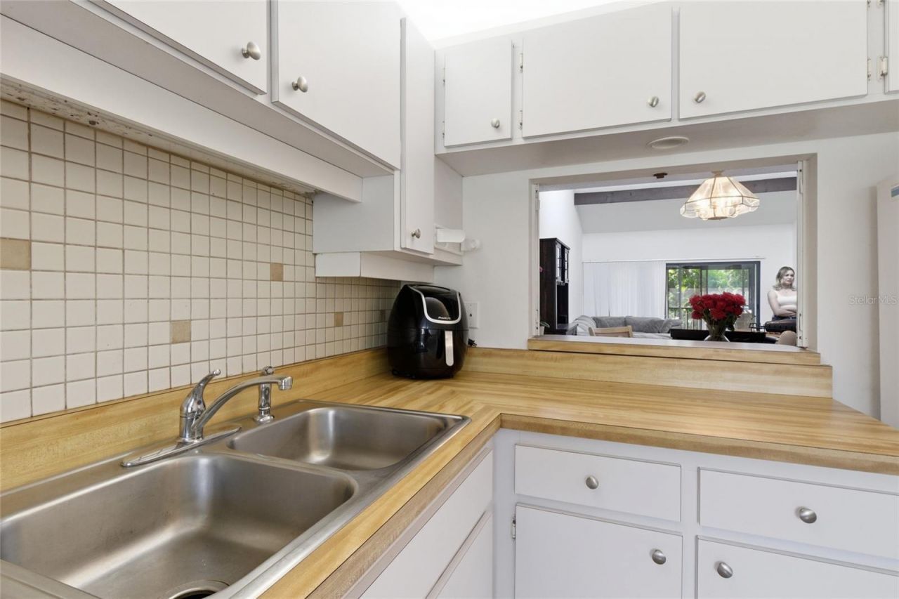 1628 Clower Creek Drive , Unit 225, Sarasota, FL 34231 Photo