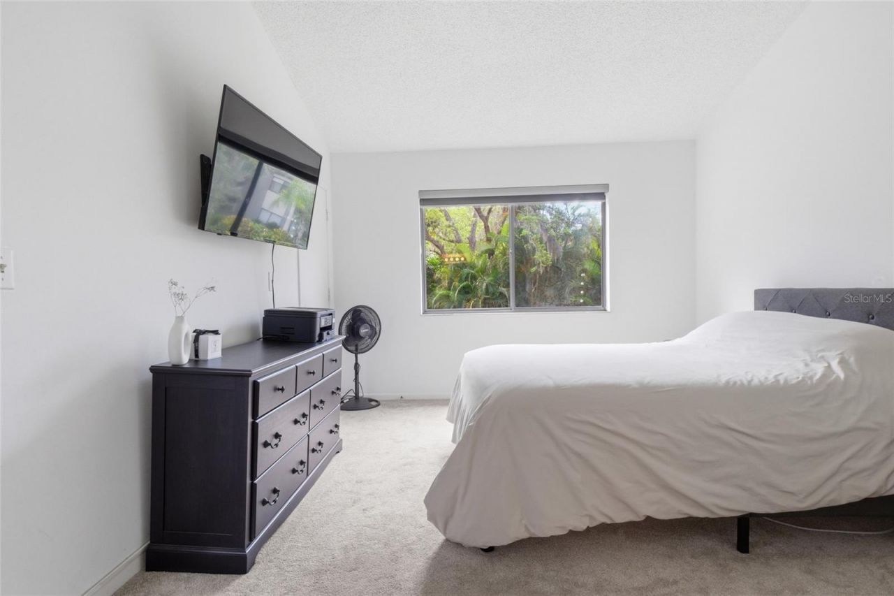 1628 Clower Creek Drive , Unit 225, Sarasota, FL 34231 Photo