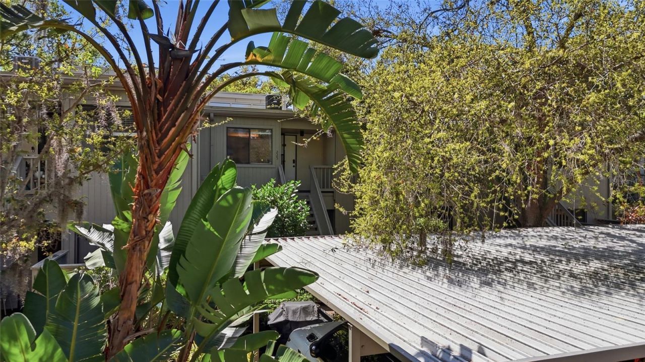 1628 Clower Creek Drive , Unit 225, Sarasota, FL 34231 Photo