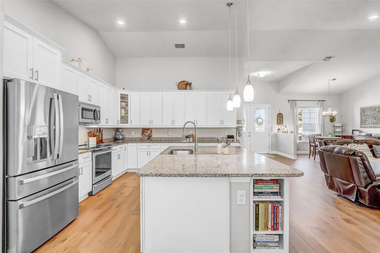 19436 Seaview Street , Orlando, FL 32833 Photo