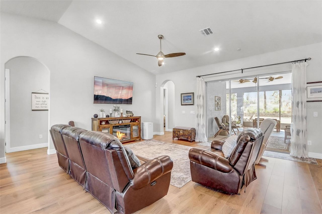 19436 Seaview Street , Orlando, FL 32833 Photo