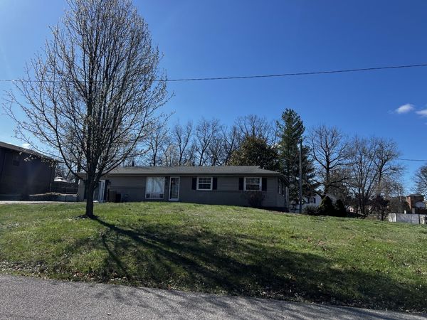 33 Westwood Drive , Mt Vernon, IL 62864