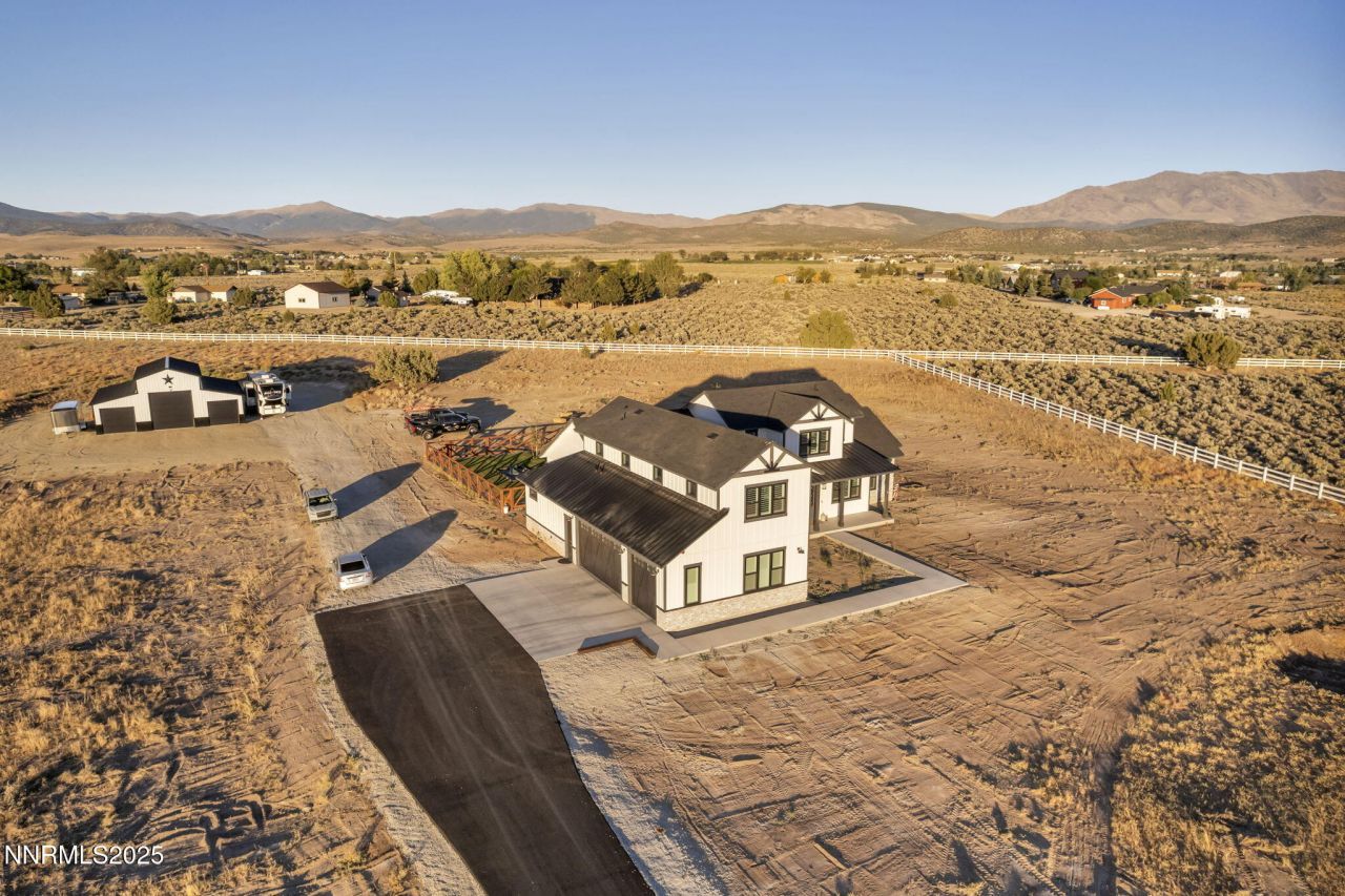 1409 Hunters Point Drive, Gardnerville, NV 89410 Photo