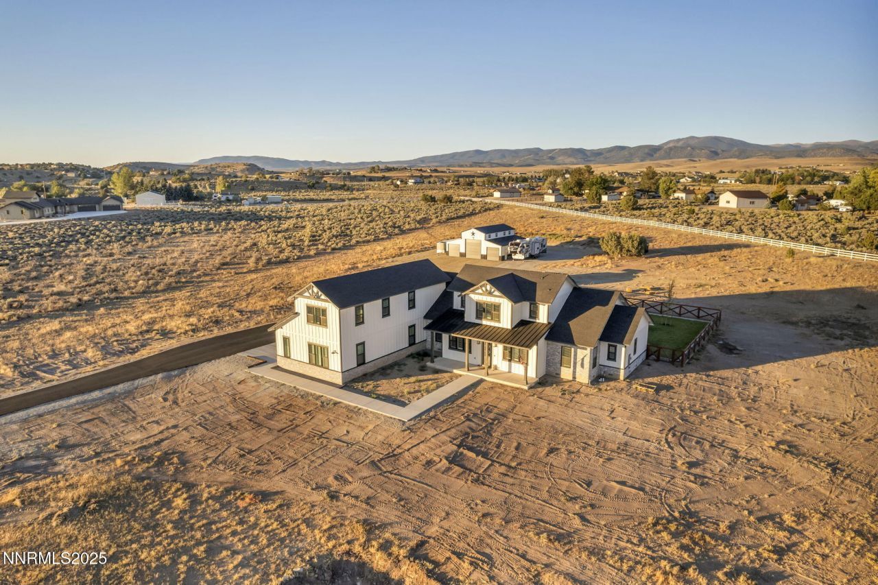 1409 Hunters Point Drive, Gardnerville, NV 89410 Photo