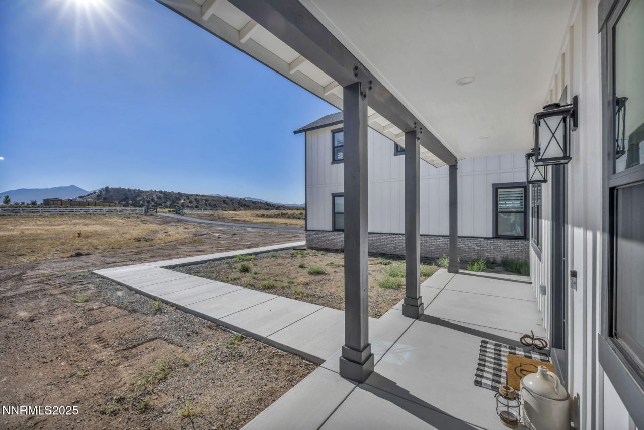 1409 Hunters Point Drive, Gardnerville, NV 89410 Photo