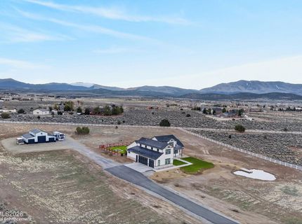 1409 Hunters Point Drive, Gardnerville, NV 89410 Photo