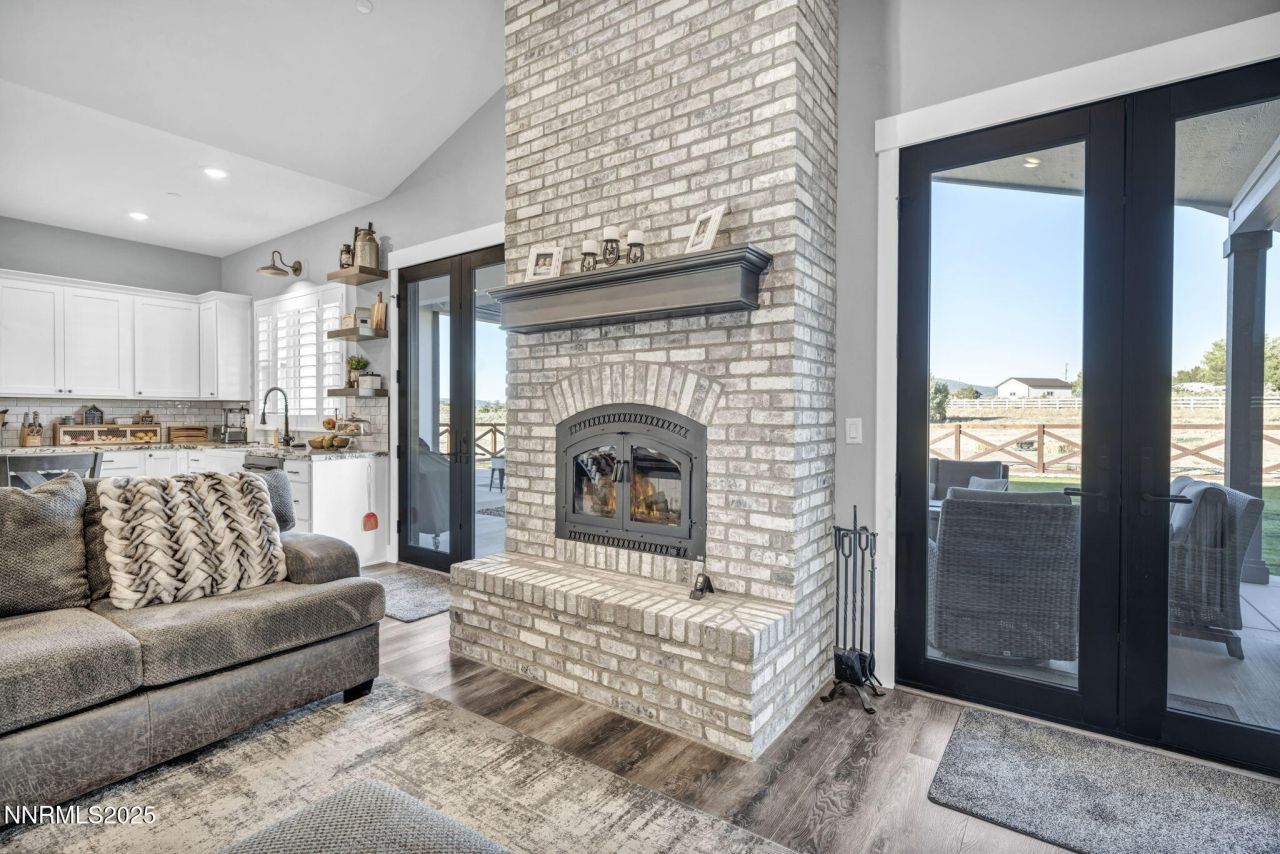 1409 Hunters Point Drive, Gardnerville, NV 89410 Photo