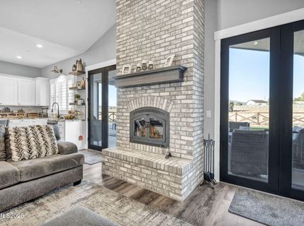 1409 Hunters Point Drive, Gardnerville, NV 89410 Photo