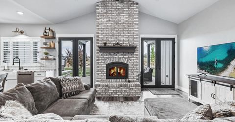 1409 Hunters Point Drive, Gardnerville, NV 89410 Photo