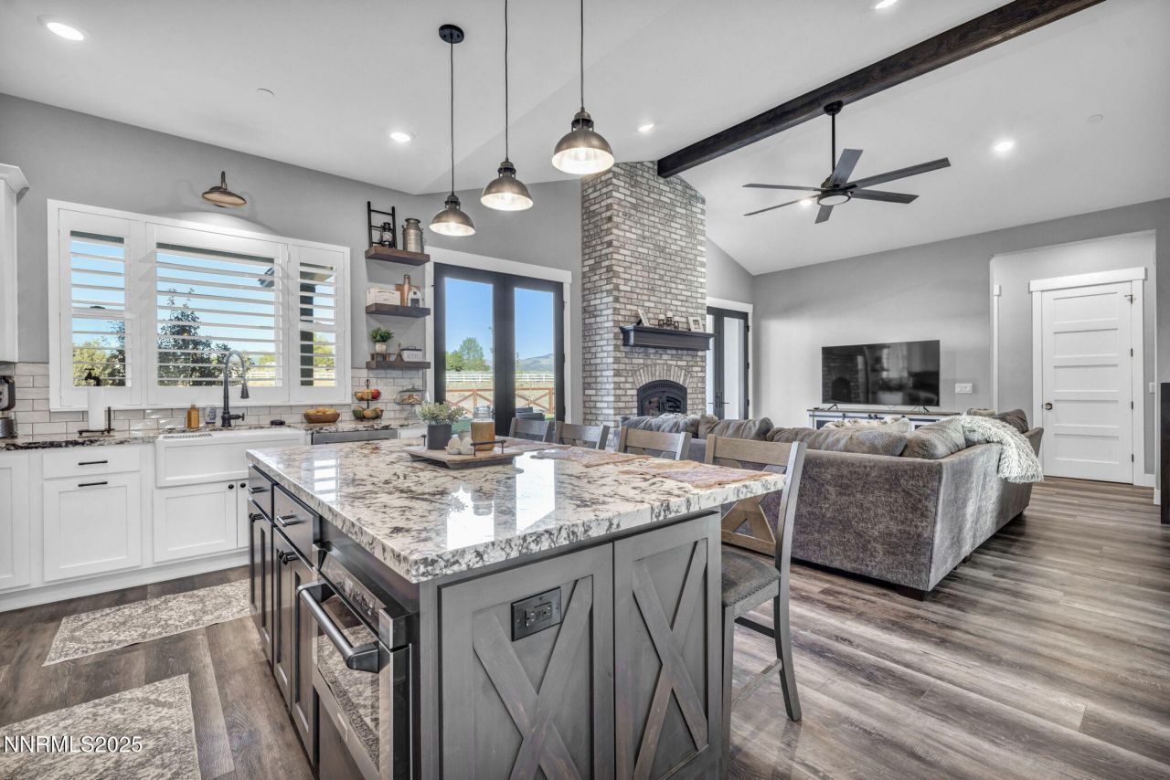 1409 Hunters Point Drive, Gardnerville, NV 89410 Photo