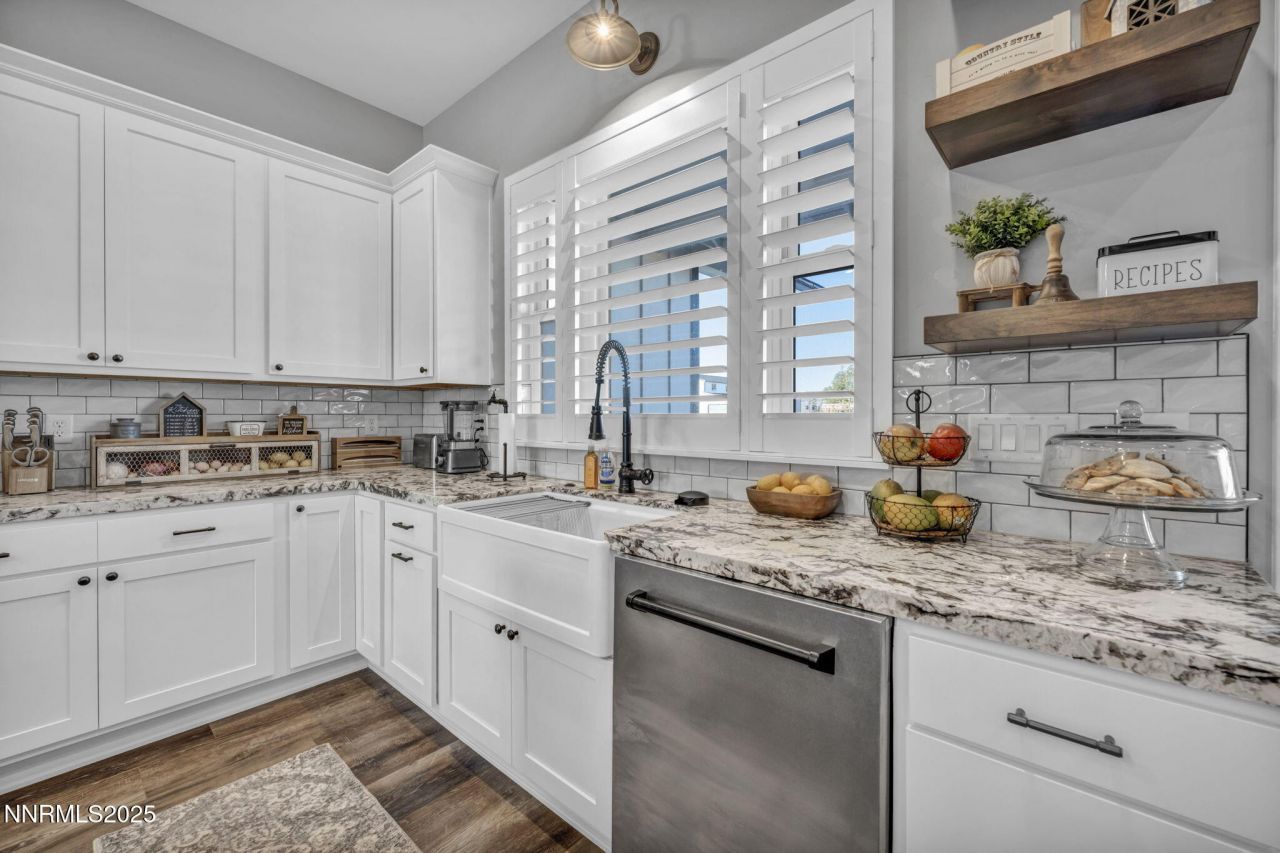 1409 Hunters Point Drive, Gardnerville, NV 89410 Photo