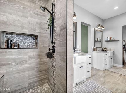 1409 Hunters Point Drive, Gardnerville, NV 89410 Photo