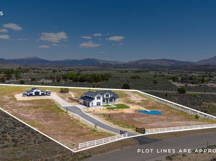 1409 Hunters Point Drive, Gardnerville, NV 89410 Photo