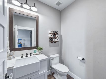 1409 Hunters Point Drive, Gardnerville, NV 89410 Photo