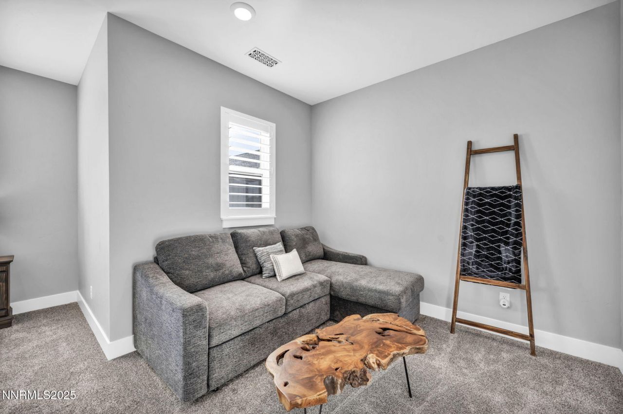 1409 Hunters Point Drive, Gardnerville, NV 89410 Photo