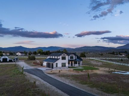1409 Hunters Point Drive, Gardnerville, NV 89410 Photo