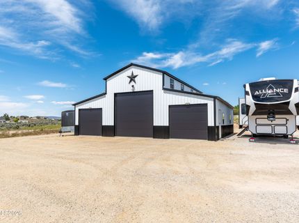 1409 Hunters Point Drive, Gardnerville, NV 89410 Photo