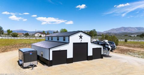 1409 Hunters Point Drive, Gardnerville, NV 89410 Photo