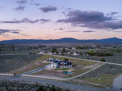 1409 Hunters Point Drive, Gardnerville, NV 89410 Photo