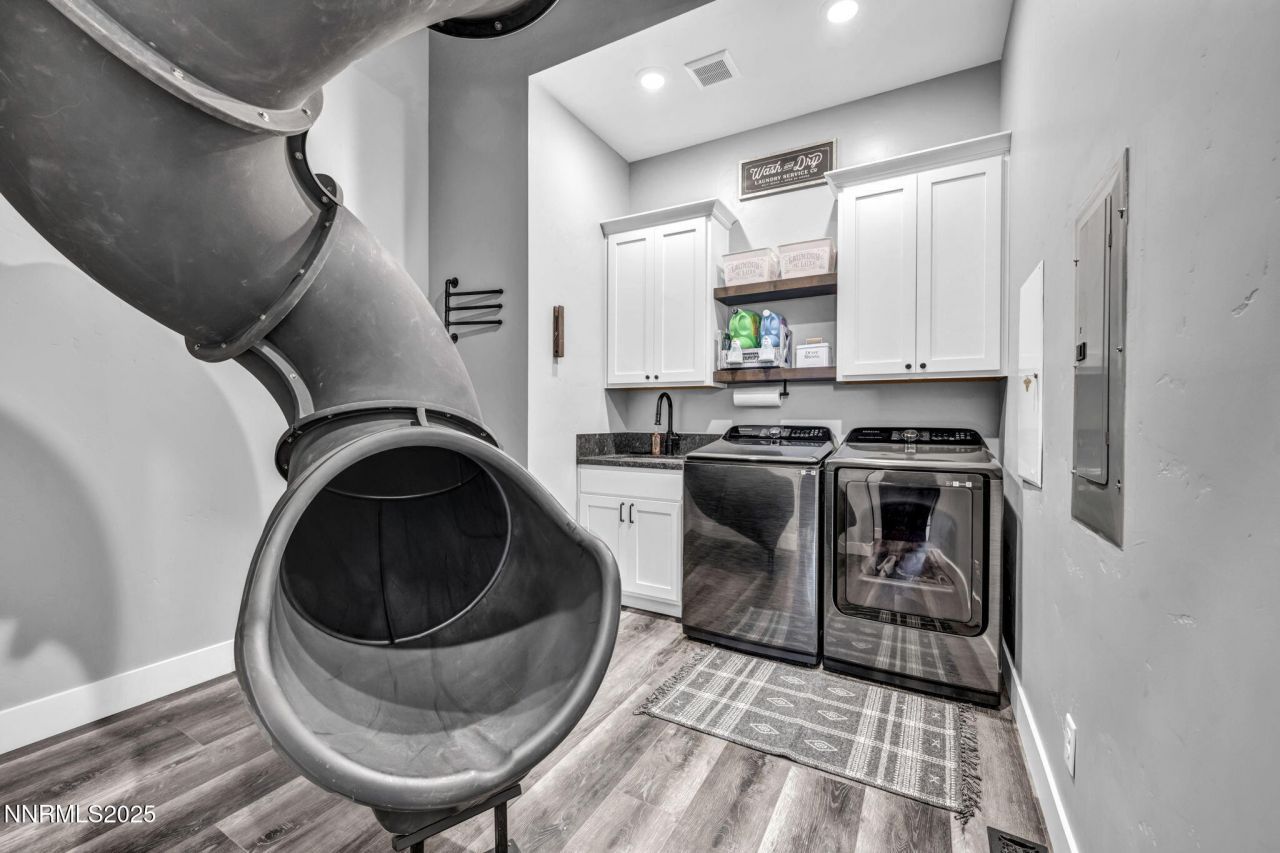 1409 Hunters Point Drive, Gardnerville, NV 89410 Photo