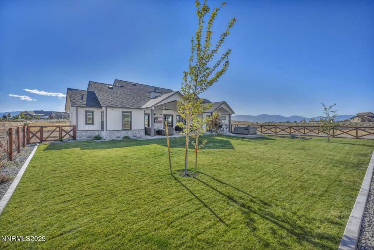 1409 Hunters Point Drive, Gardnerville, NV 89410 Photo