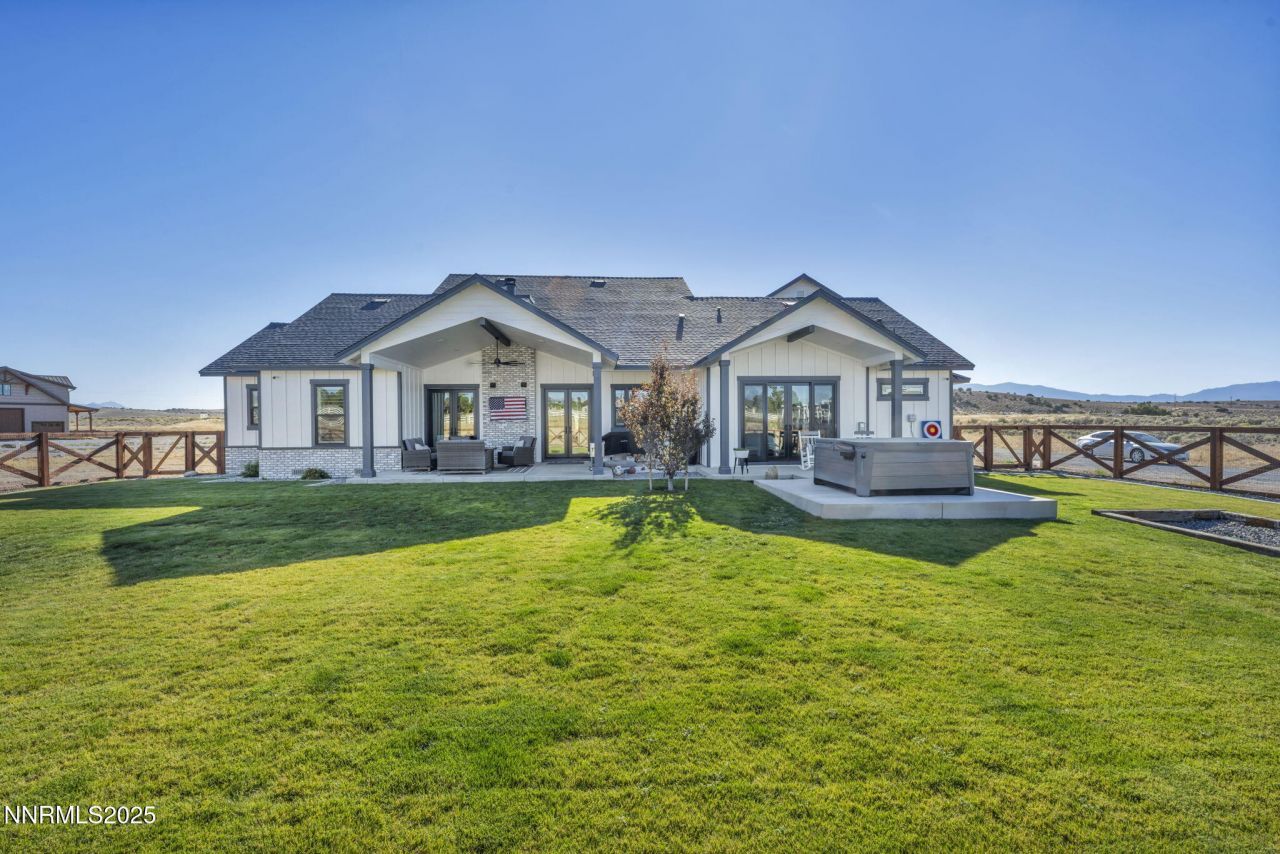 1409 Hunters Point Drive, Gardnerville, NV 89410 Photo