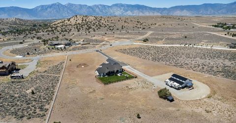 1409 Hunters Point Drive, Gardnerville, NV 89410 Photo