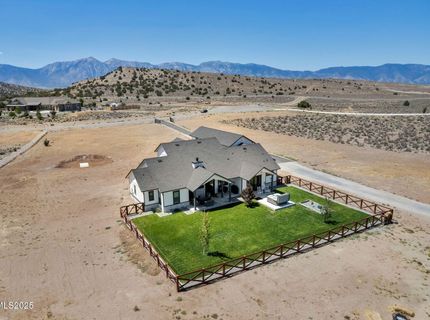 1409 Hunters Point Drive, Gardnerville, NV 89410 Photo