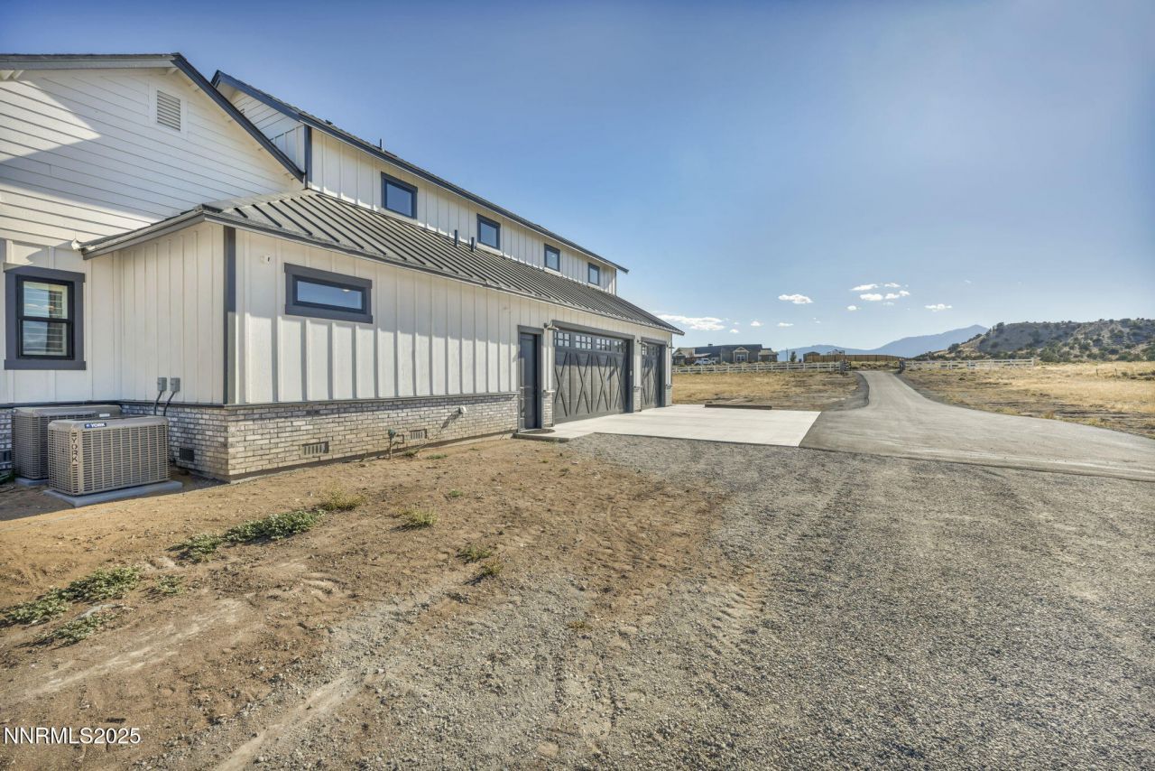 1409 Hunters Point Drive, Gardnerville, NV 89410 Photo